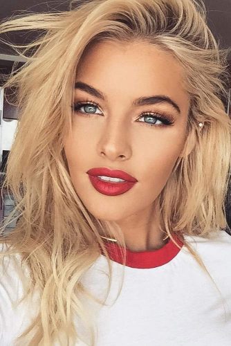 Red Lipstick Looks for Girls with Blonde Hair picture 2