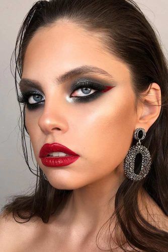 Dark Red Lips Makeup With Smokey Eyes #coloreyeliner