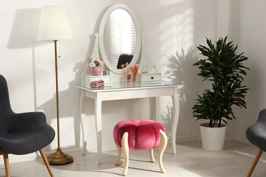 Makeup Vanity Table Ideas To Assist, Makeup Vanity Bobs Furniture