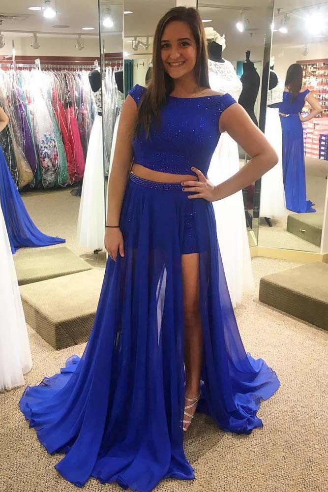 Expert Advice On How To Find The Prom Dress Of Your Dreams