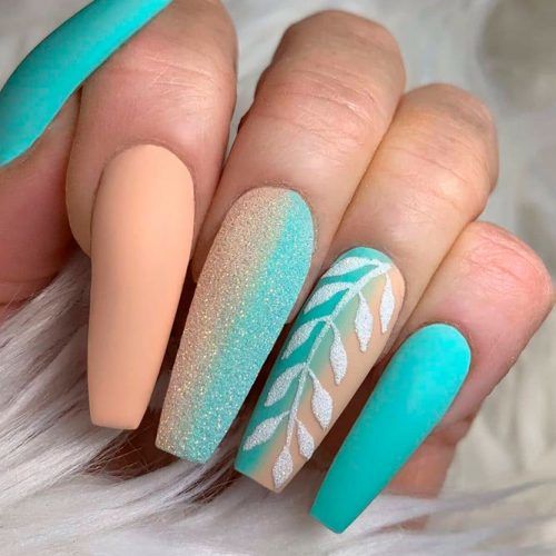 Gradient Nail Art Design #sandnails #ombrenails