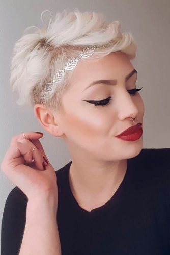 Blonde Short Hairstyles With Hairband #blondehair #shorthair