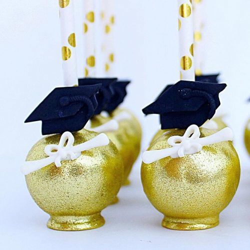 39 Creative Graduation Party Decoration Ideas For More Fun 