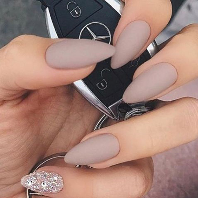 Pretty Nude Nail Designs picture 1