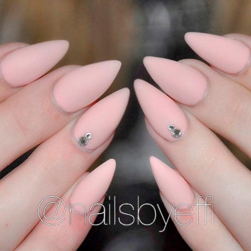 Matte Nude Nails With Rhinestones Accents #mattenails #rhinestonesnails