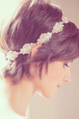 Cute Short Hairstyles for Beautiful Brides picture 2