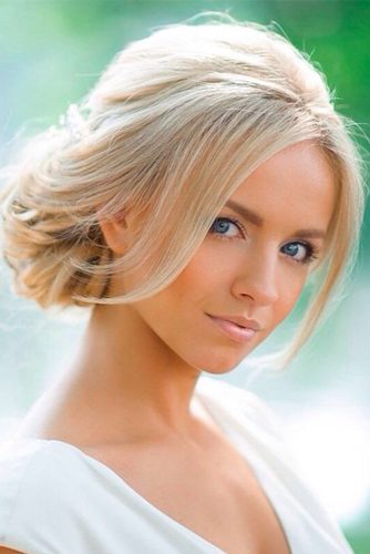 Wedding Hairstyles for Short Hair: How to Make an Updo - YouTube