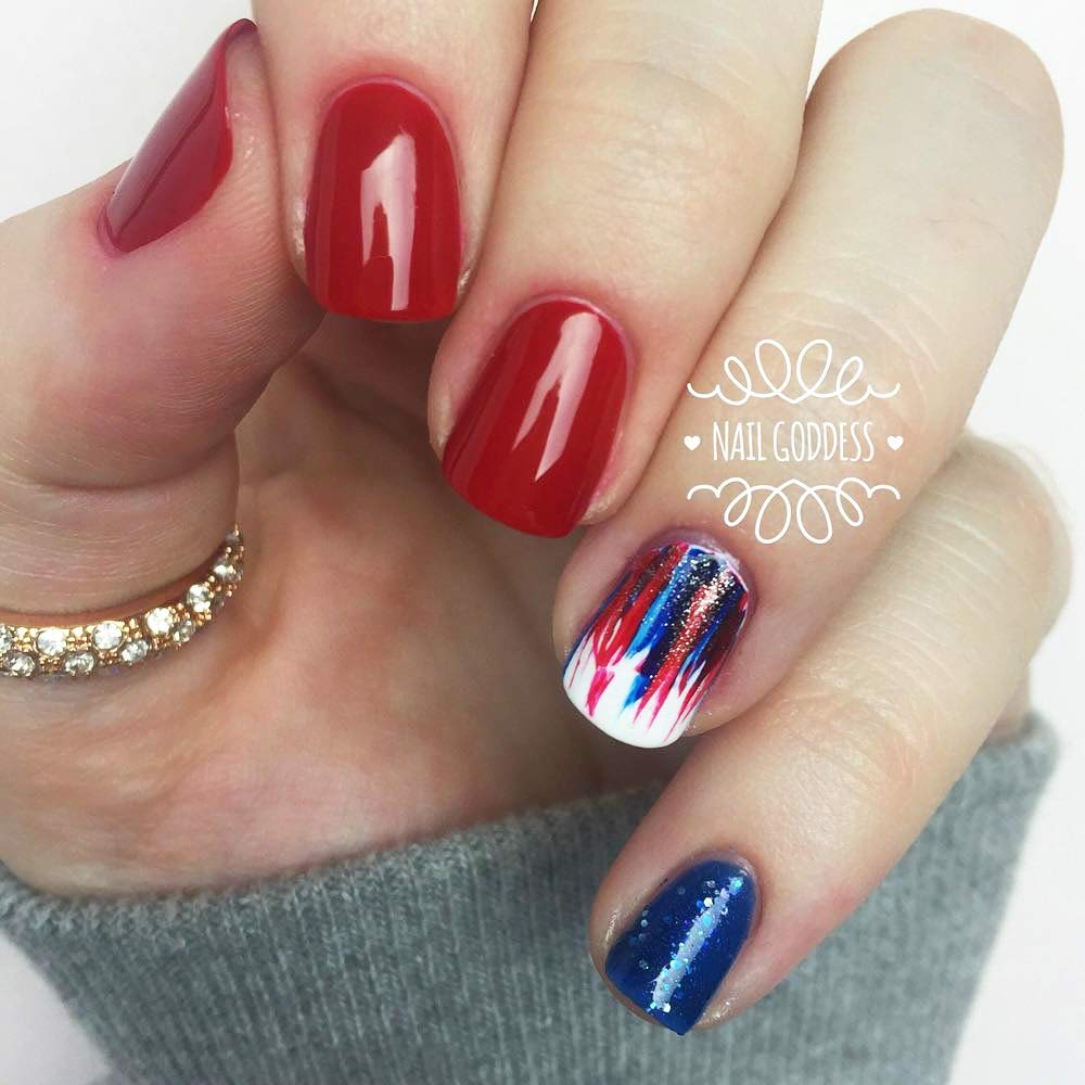 Amazing Nail Designs to Celebrate the 4th of July 