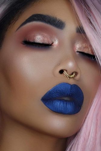 Pretty Makeup Ideas with Blue Lipstick picture 5