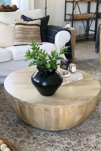 Small Wooden Coffee Table Design #smallcoffetable #woodentable