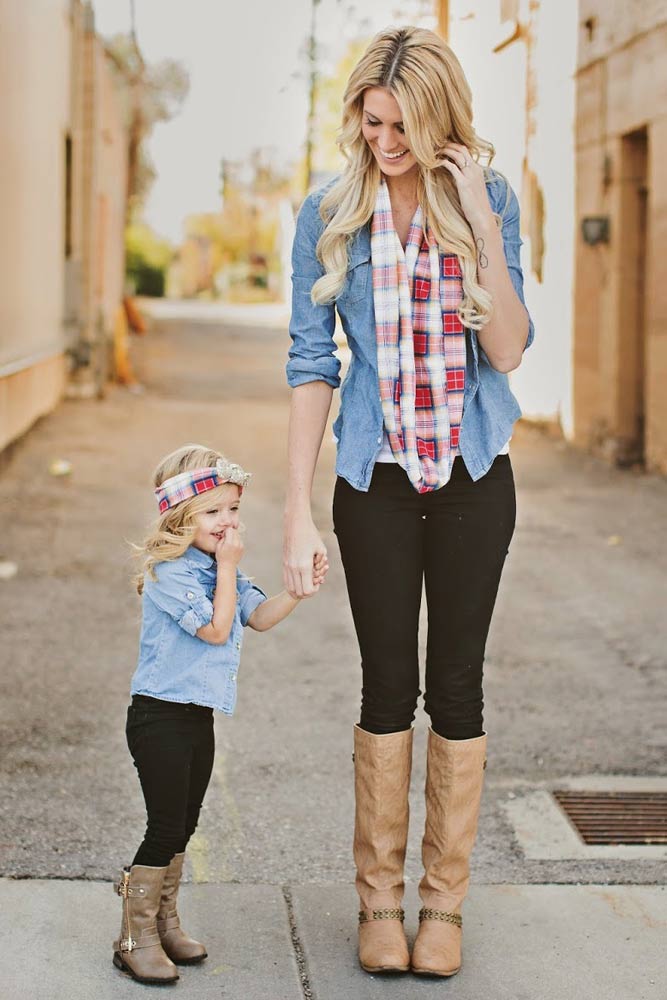 42 Cute Mommy And Me Outfits You'll Both Want To Wear