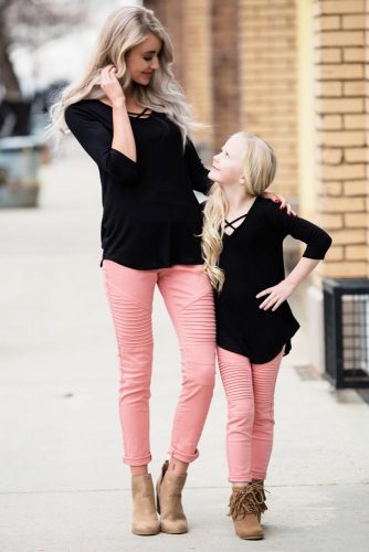 Cute Mommy and Me Outfit Ideas picture 1