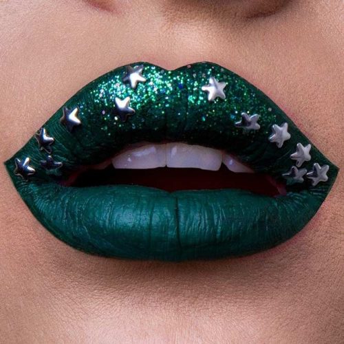 Fantastic Green Lipstick picture5