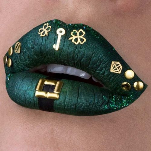 Fantastic Green Lipstick picture6