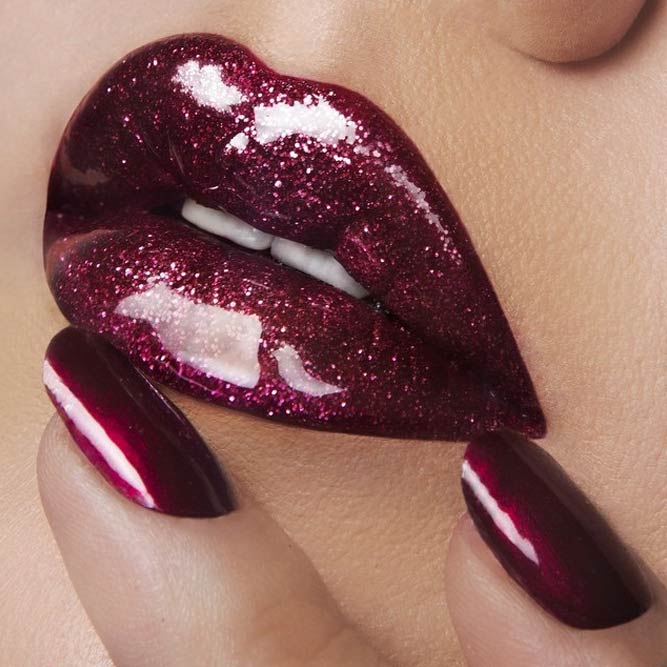 36 Cool Maroon Lipstick Trends To Impress Everybody