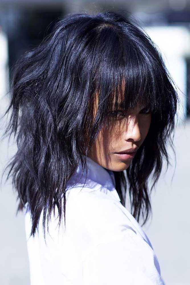 36 Shining Looks for Medium Hair with Bangs