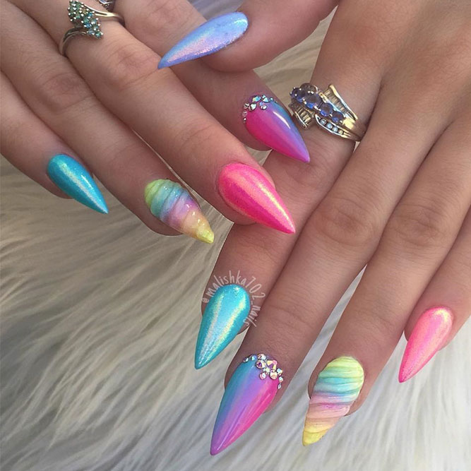 Summer stiletto deals nails