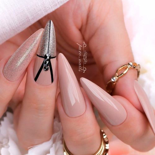 Buy Evild Glossy Artificial Fake Nail Pink Long Stiletto Full Cover False  Nails Set Ballerina Pure Color Press On Acrylic For Women And Girls – Pack  Of 24 Online in UAE | Sharaf DG
