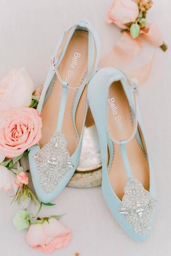 Beautiful and Comfortable Wedding Flats picture 2