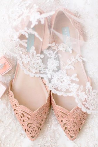 Stylish and Elegant Wedding Flats picture 3