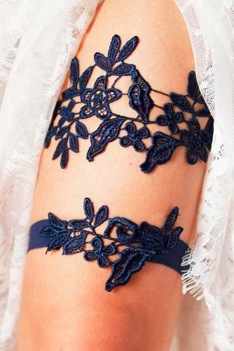 Traditional Blue Wedding Garter Sets picture 3