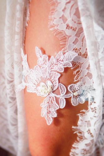 Amazing Garters for Your Perfect Wedding Look picture 5