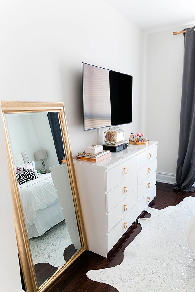 Best Ways to Use Bedside Tables and Commodes picture 5