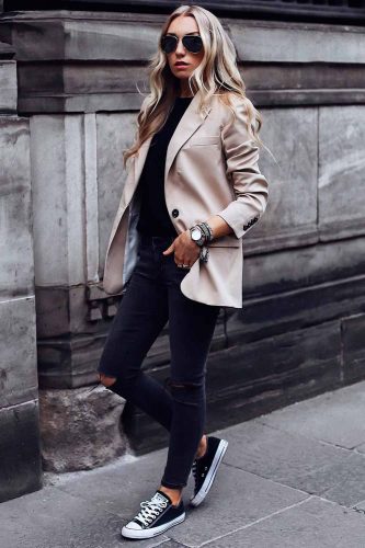 Black Jeans For Your Trendy School Look