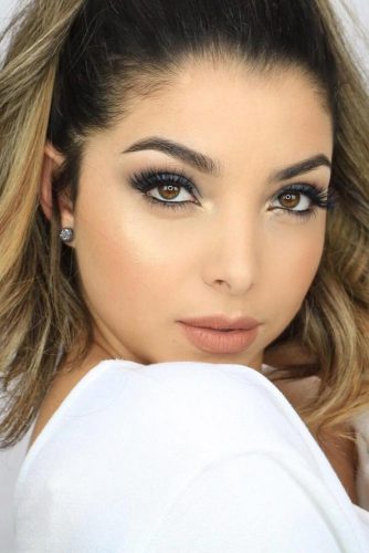 Beautiful Makeup Looks For Girls with Light Brown Eyes picture 3