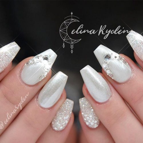 7 Elegant Stunning White Coffin Nail Design Ideas