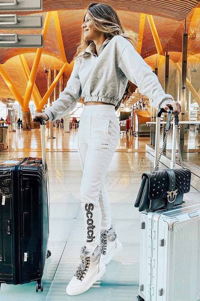 Fashionable Airplane Outfits for All Tastes and Occasions - Glaminati