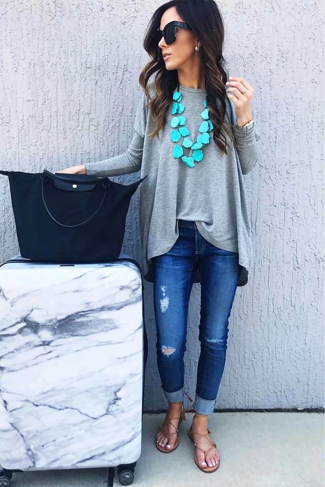 Popular Airport Outfit Ideas picture 1