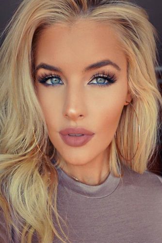 Full Makeup Looks for Girls with Blonde Eyebrows picture 4