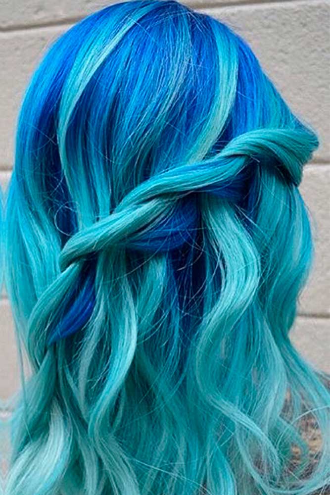 27 Chic and Sexy Blue Hair Styles for a Brave New Look