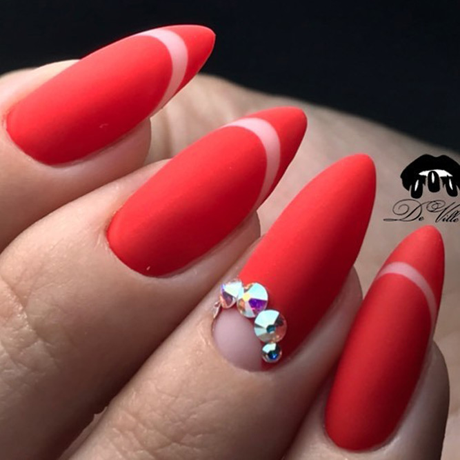 Pretty Nail Designs in Red Color picture 2