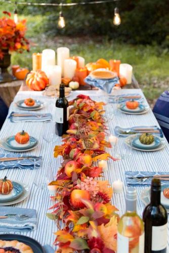 Wedding Сenterpieces With Fall Foliage And Apples #fallweddingdecor #weddingcenterpieces