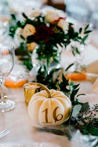 Wedding Tabletop Decoration With Pumpkins #fallweddingdecor #weddingcenterpieces