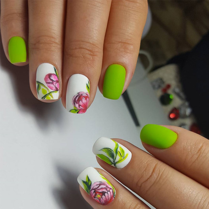Stunning Green Nail Designs for Any Occasion picture 6