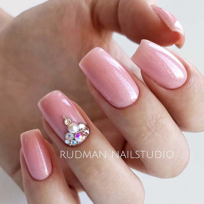 Delicate Nude Manicure Ideas Decorated With Rhinestones For Homecoming Event #squarenails #longnails #rhinestonesnails #nudenails #pinknails