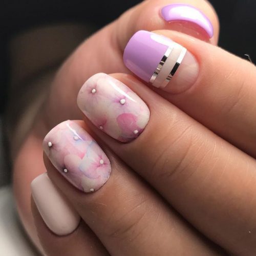 Stunning Homecoming Nail Ideas picture 2