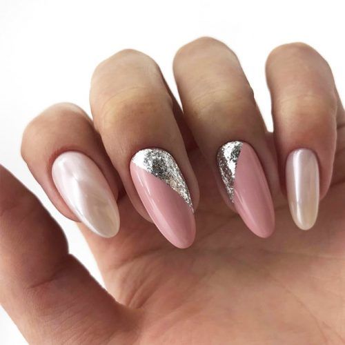 Nude Nails With Glitter Triangles #glitternails #shimmernails