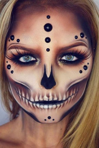Black Pearls Sugar Skull Makeup Idea