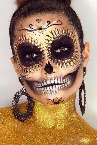 Gold Sugar Skull Idea #goldglitter #skeleton