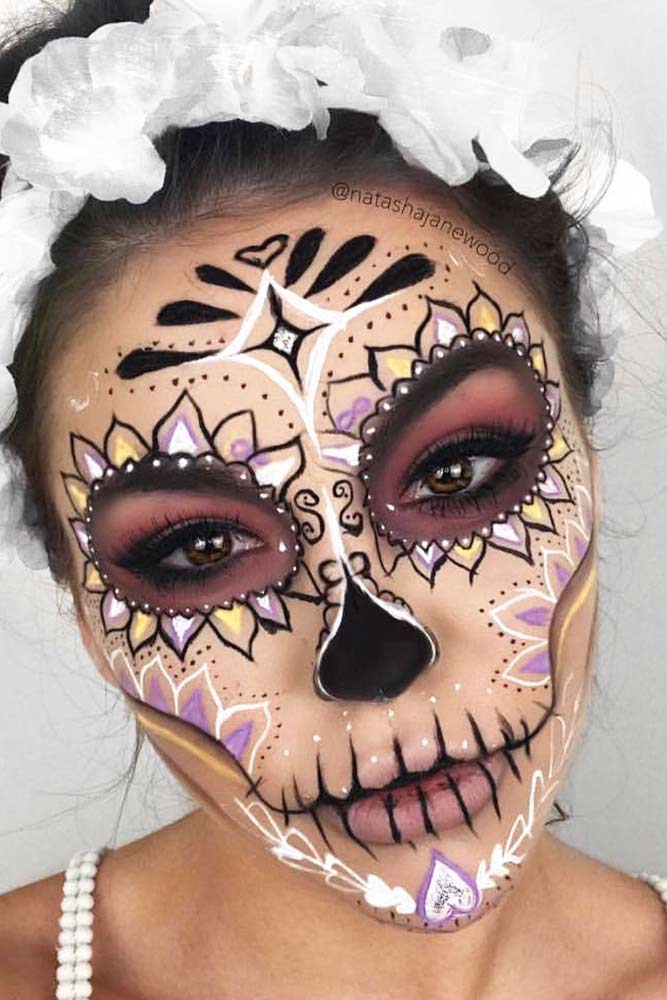 Color Sugar Skull Makeup