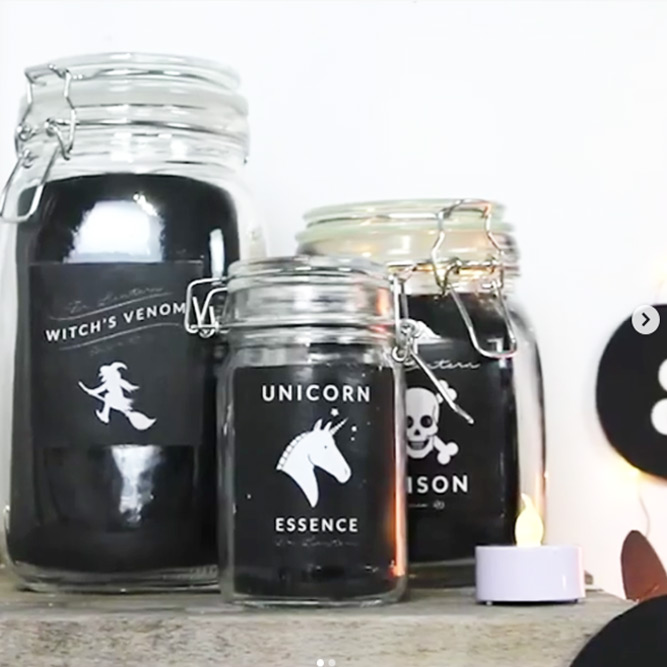 Diy Mason Jars Idea #halloweencrafts #masonjars