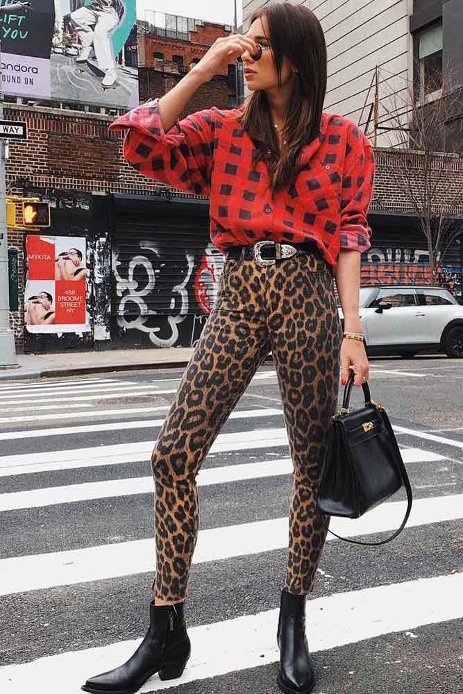 Flannel Shirt With Leopard Jeans Outfit #leopardjeans