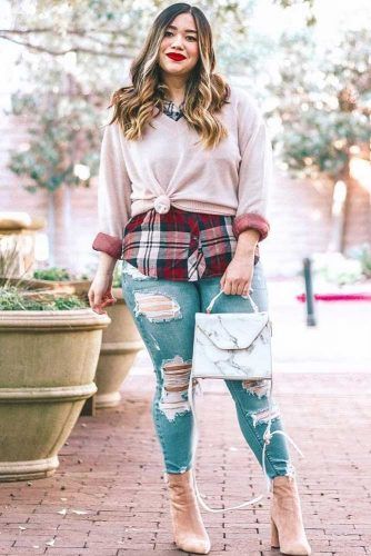 Ripped Jeans With Flannel Shirt Outfit #sweater #plussize