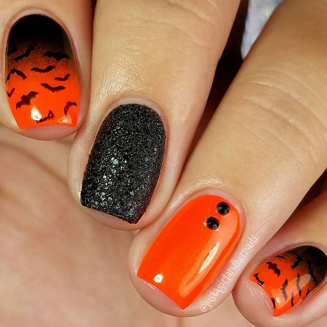 Cool Halloween Nail Art Designs picture 3