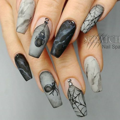 Scarily Easy Halloween Nails picture 4