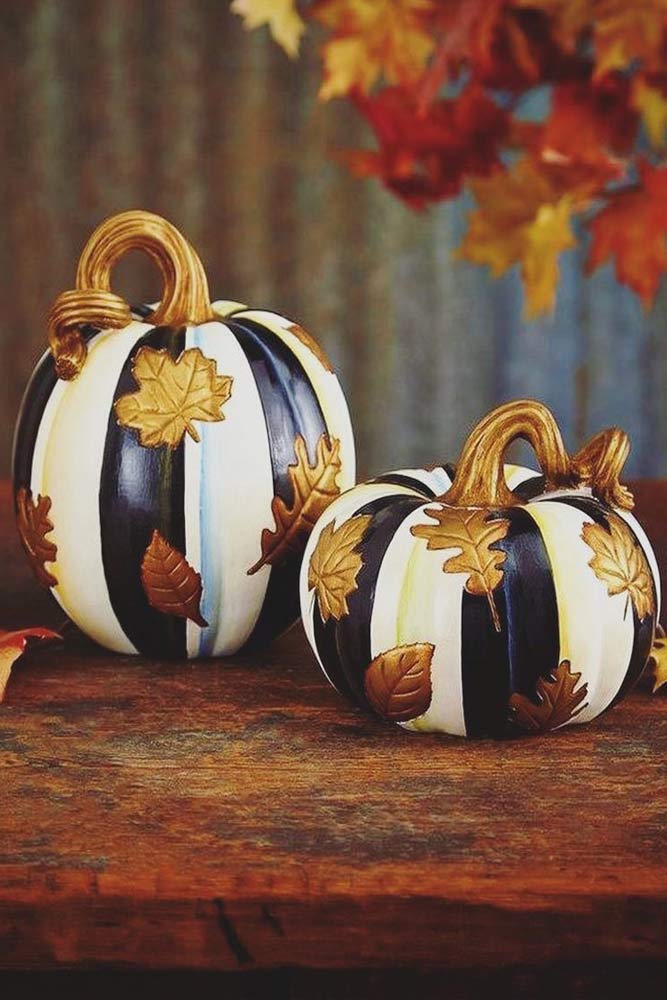 Striped Pumpkin Decorations With Leaves Pattern #stripedpumpkin